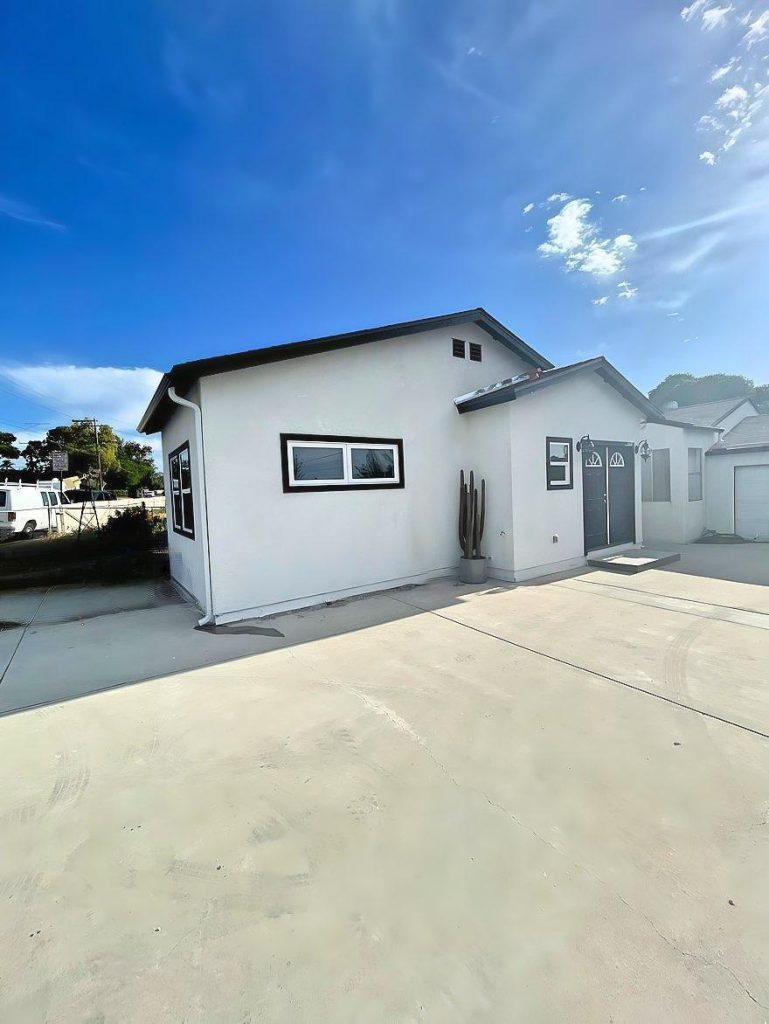 Garage conversion ADU in Carlsbad by MEE Builders